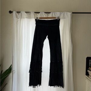 Hard Tail Black Flared Yoga Pants - size LARGE